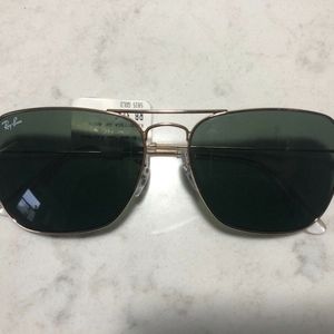 Ray-Ban RB3136 001 Caravan Gold Frame